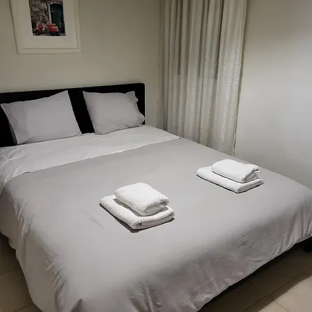 Appartement At Alexandra's *